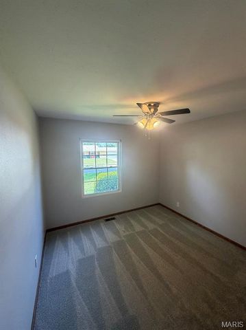 203 Dartmouth Drive, O'fallon, IL 62269