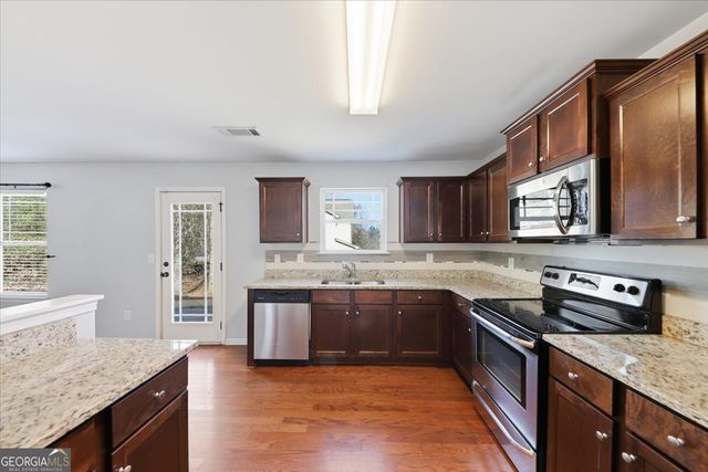 124 Pristine Drive, Locust Grove, GA 30248