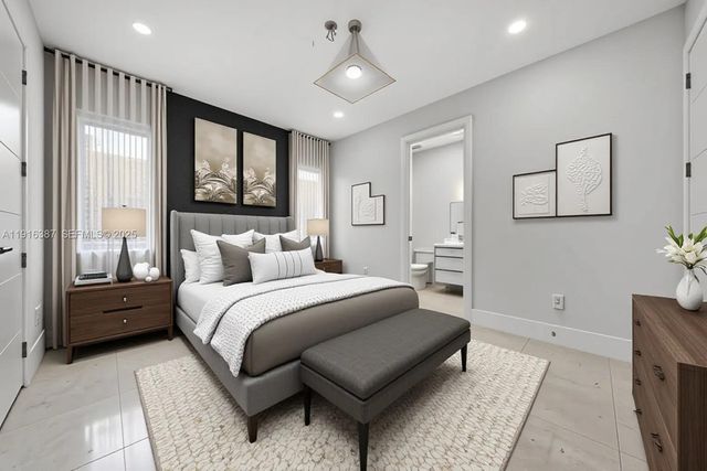 1621 S Bayshore Dr, Miami, FL 33133