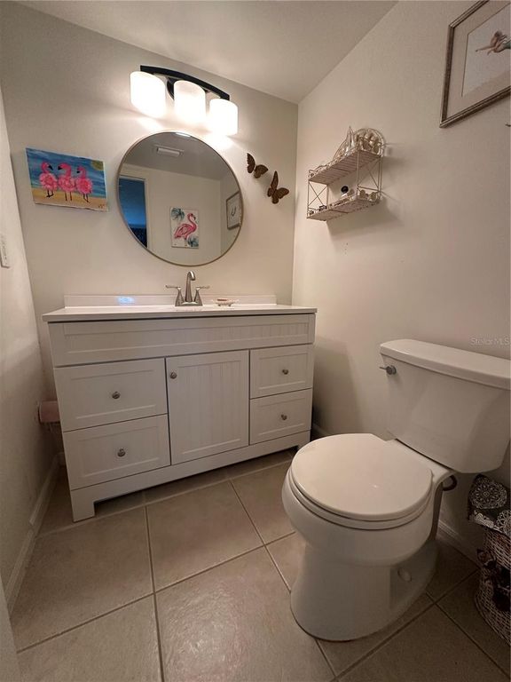 Image 8 of property listing at 3800 SAXON DRIVE B13, New Smyrna Beach, FL 32169