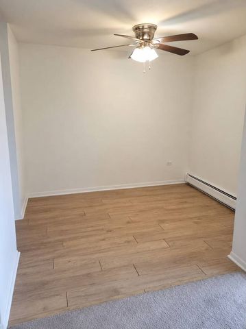 1810 Hemlock Place 204, Schaumburg, IL 60173