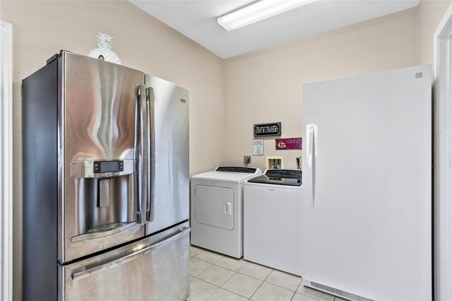 2071 County Road 291, Bay City, TX 77414