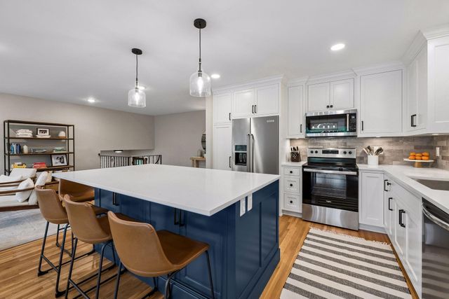 6328 Limerick Lane, Edina, MN 55439