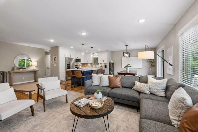 6328 Limerick Lane, Edina, MN 55439