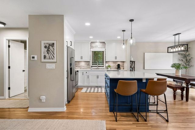 6328 Limerick Lane, Edina, MN 55439
