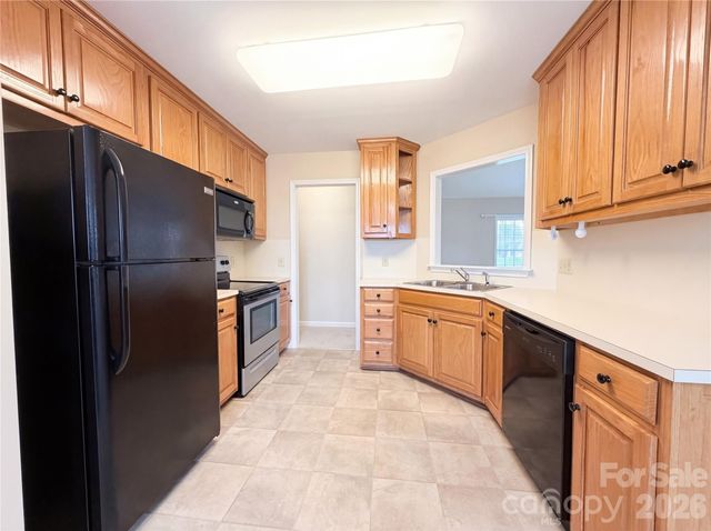 600 Emerson Drive, Mooresville, NC 28115