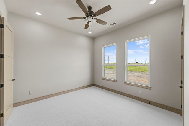 650 Alondrita Street, Celeste, TX 75423