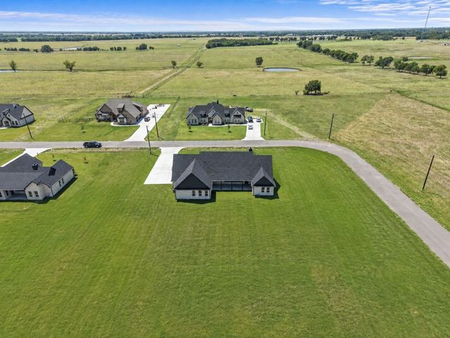 650 Alondrita Street, Celeste, TX 75423
