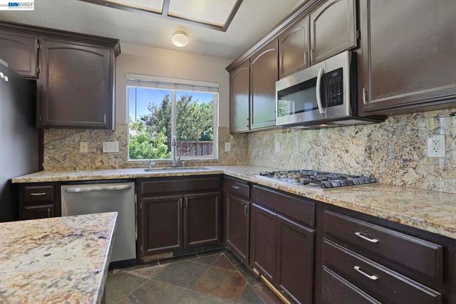1491 Velasquez Ln, Tracy, CA 95377