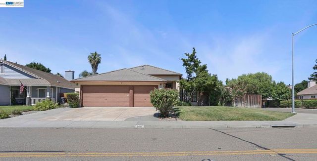 1491 Velasquez Ln, Tracy, CA 95377