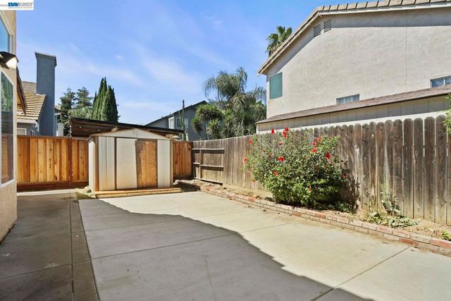 1491 Velasquez Ln, Tracy, CA 95377