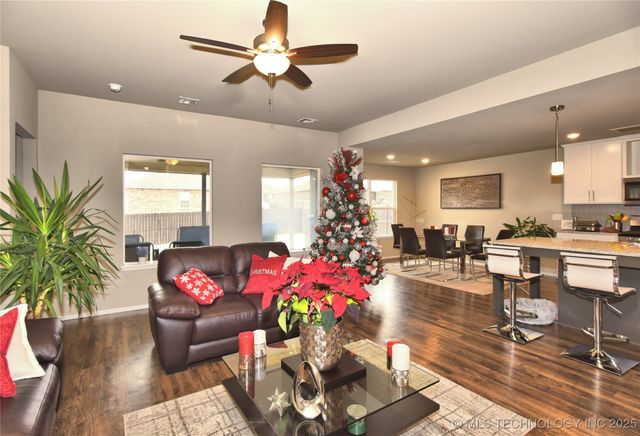 14009 S Kenosha Avenue, Glenpool, OK 74033