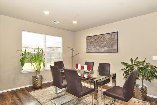 14009 S Kenosha Avenue, Glenpool, OK 74033