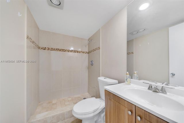 4030 W Palm Aire Drive 104, Pompano Beach, FL 33069