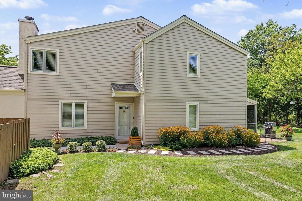 525 PORTSMOUTH CT, DOYLESTOWN, PA 18901 — exterior