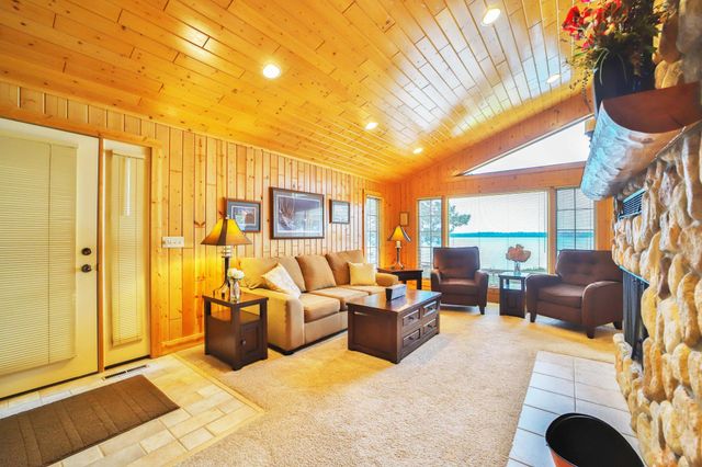 7295 Voyageur Way, Nisswa, MN 56468