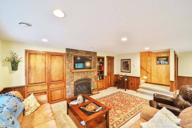 7295 Voyageur Way, Nisswa, MN 56468