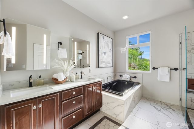 5064 Beach Drive SW, Seattle, WA 98136