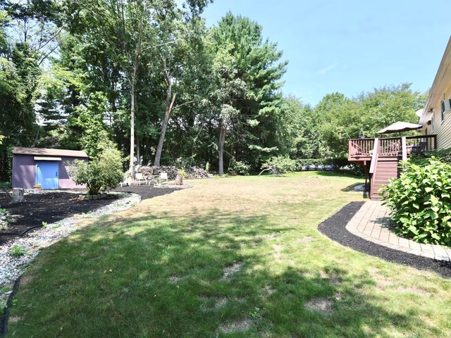 9 Concord Rd, Shrewsbury, MA 01545