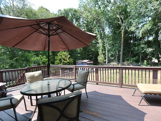 9 Concord Rd, Shrewsbury, MA 01545