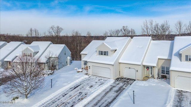 11A Fairway Drive, Halfmoon, NY 12118