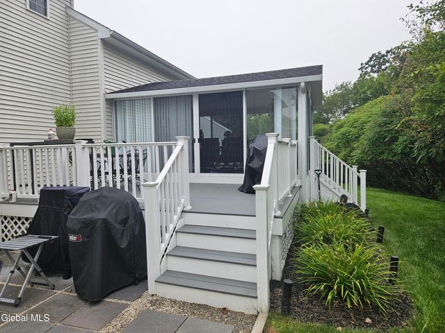 11A Fairway Drive, Halfmoon, NY 12118