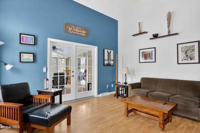 11A Fairway Drive, Halfmoon, NY 12118