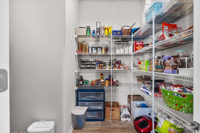 471 S Stone Brook Drive, Romeoville, IL 60446