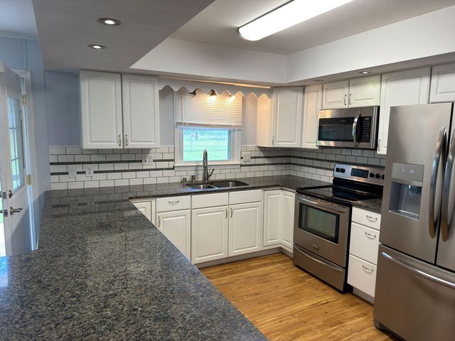 2200 UNION CITY Road, Richmond, KY 40475