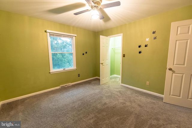 3760 STICKS RD, Glen Rock, PA 17327
