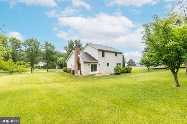 3760 STICKS RD, Glen Rock, PA 17327