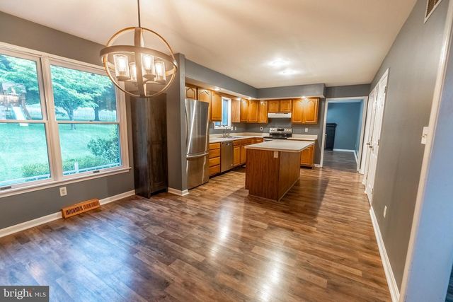 3760 STICKS RD, Glen Rock, PA 17327