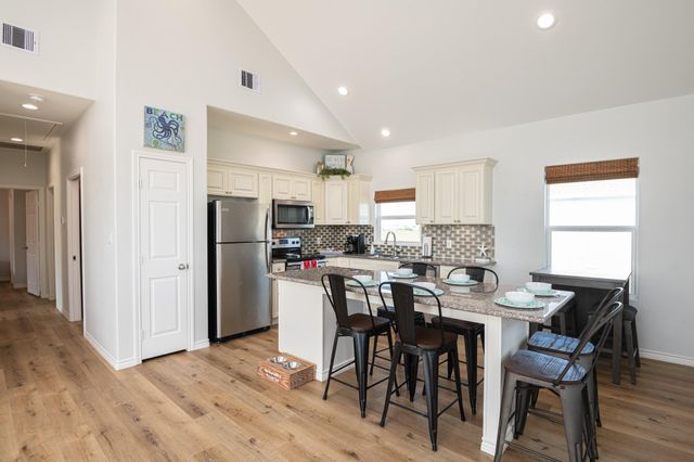 2285 E Lobster Street, Crystal Beach, TX 77650