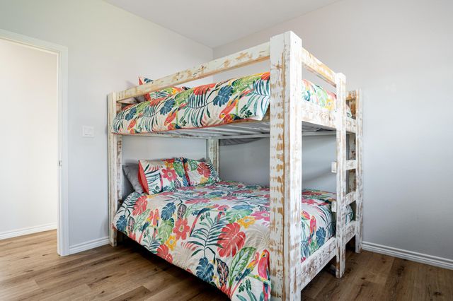 2285 E Lobster Street, Crystal Beach, TX 77650