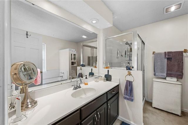 16152 150th Street, Bonner Springs, KS 66012