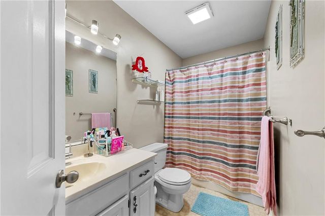 16152 150th Street, Bonner Springs, KS 66012