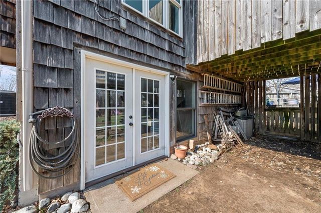 16152 150th Street, Bonner Springs, KS 66012