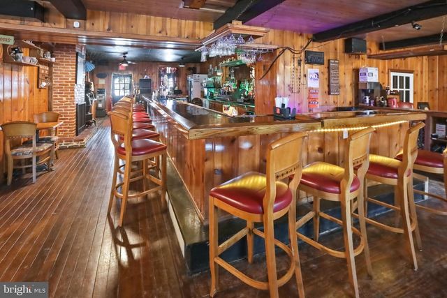 11 DEYSHER RD, Fleetwood, PA 19522