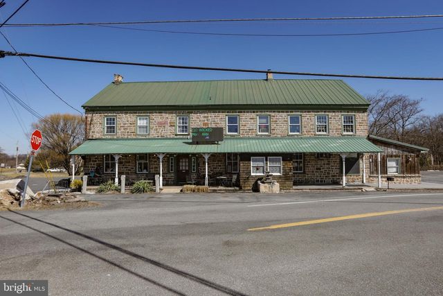 11 DEYSHER RD, Fleetwood, PA 19522