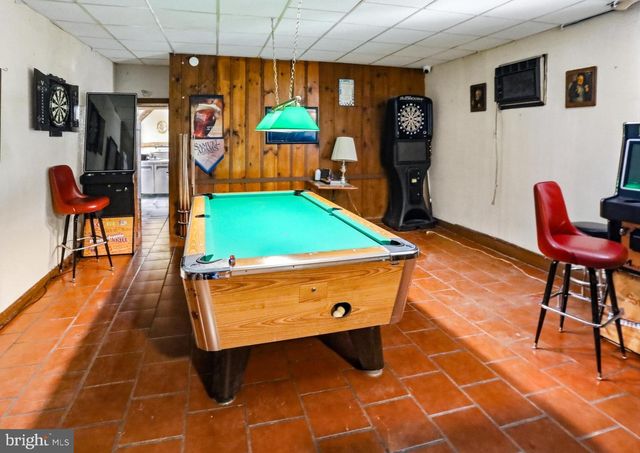 11 DEYSHER RD, Fleetwood, PA 19522