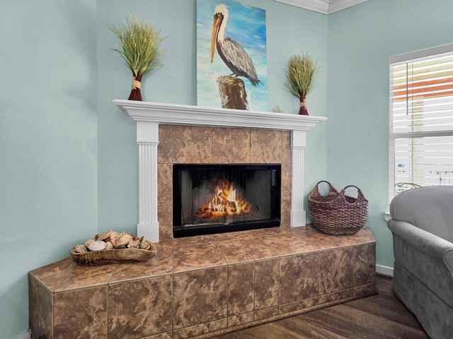 1300 Yacht Basin, Gilchrist, TX 77617