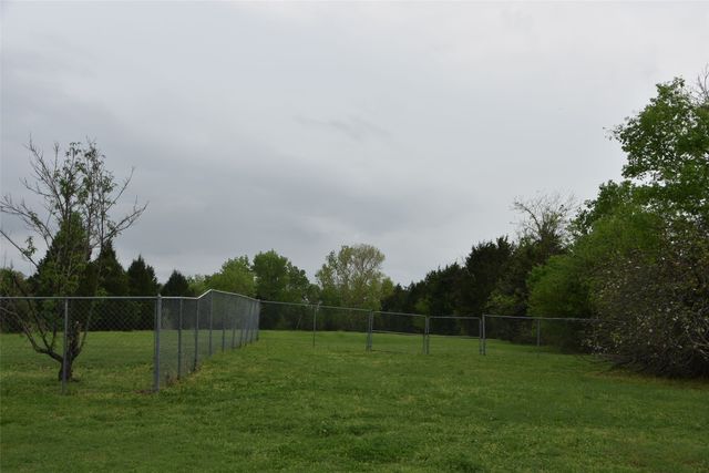 312 E Tripp Road, Sunnyvale, TX 75182