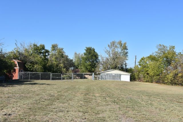 312 E Tripp Road, Sunnyvale, TX 75182