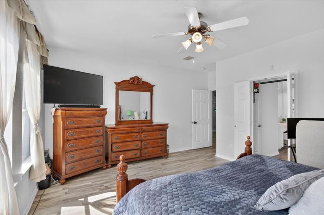 702 Cross Meadow Boulevard, Mansfield, TX 76063