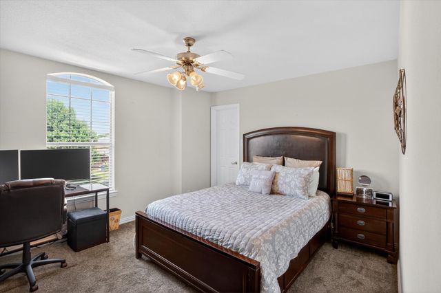 702 Cross Meadow Boulevard, Mansfield, TX 76063