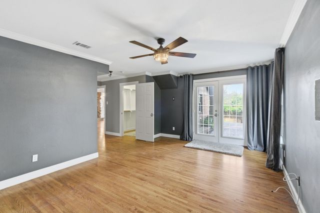 3526 Lakeridge Drive, Grapevine, TX 76051