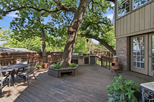 3526 Lakeridge Drive, Grapevine, TX 76051
