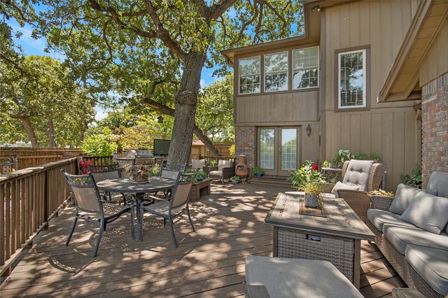 3526 Lakeridge Drive, Grapevine, TX 76051