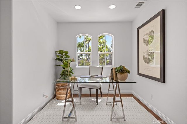 40 Trailing Vine, Irvine, CA 92602