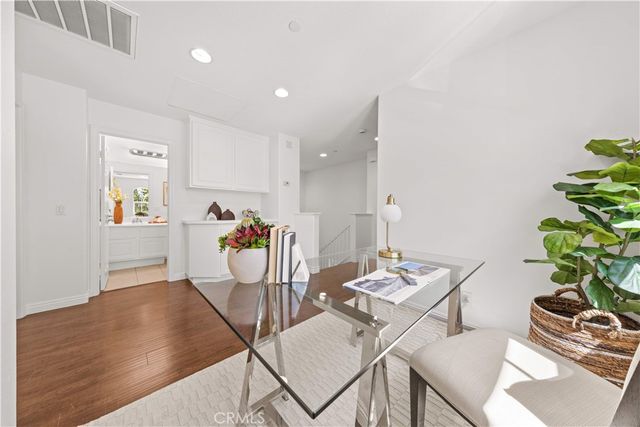 40 Trailing Vine, Irvine, CA 92602